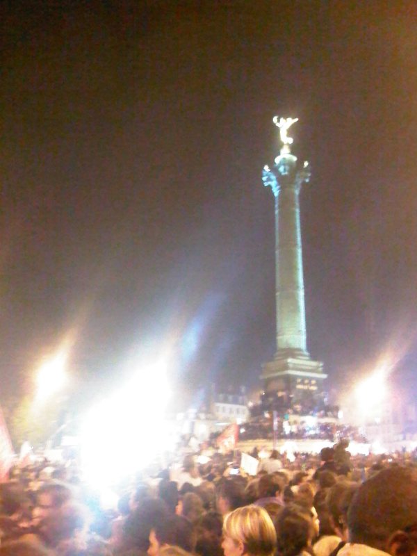 Place de la Bastille, 6 mai 2012, 23 h 24 - I was there!